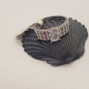 NEW Cubic Zirconia Elevated OVAL Ring 8 Sterling Silver Plated